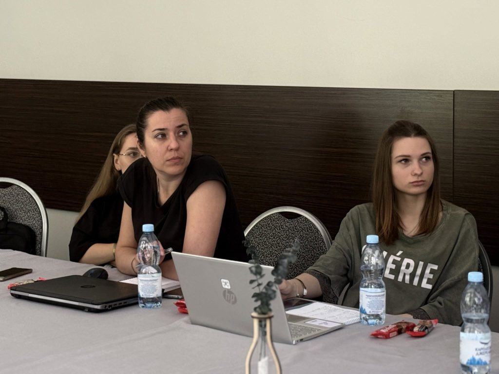 Прозора та підзвітна відбудова починається з поінформованого суспільства
